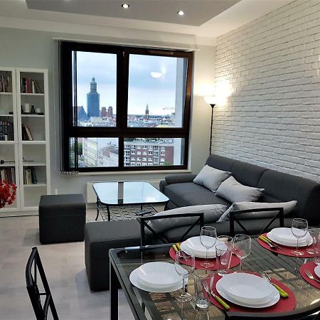 Lux Apartment Center Вроцлав Екстер'єр фото