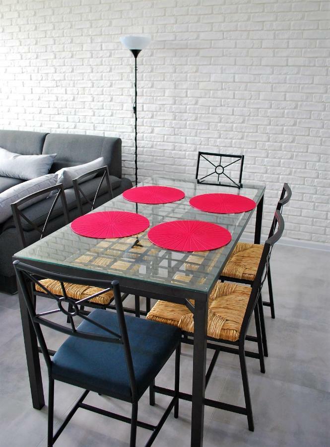 Lux Apartment Center Вроцлав Екстер'єр фото