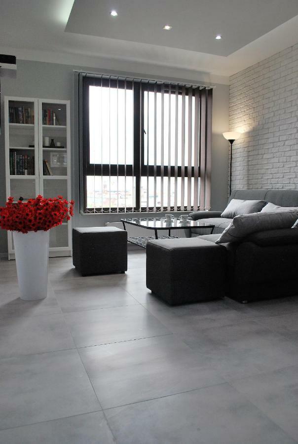 Lux Apartment Center Вроцлав Екстер'єр фото