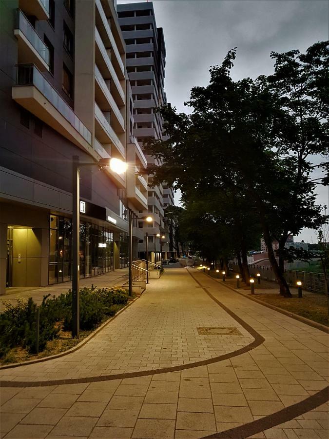 Lux Apartment Center Вроцлав Екстер'єр фото