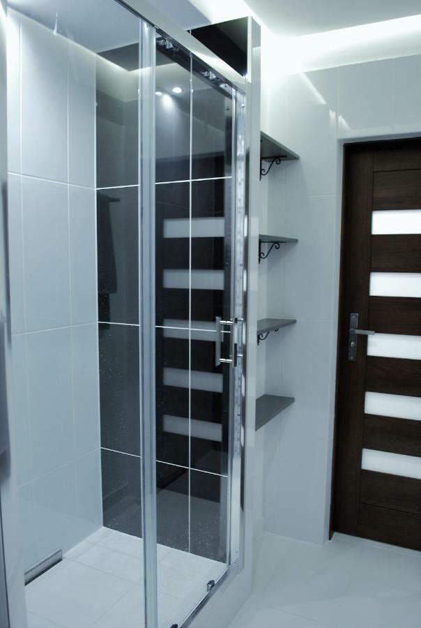 Lux Apartment Center Вроцлав Екстер'єр фото