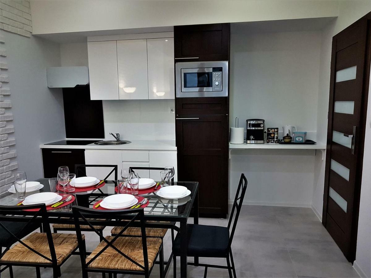 Lux Apartment Center Вроцлав Екстер'єр фото