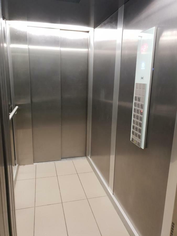 Lux Apartment Center Вроцлав Екстер'єр фото