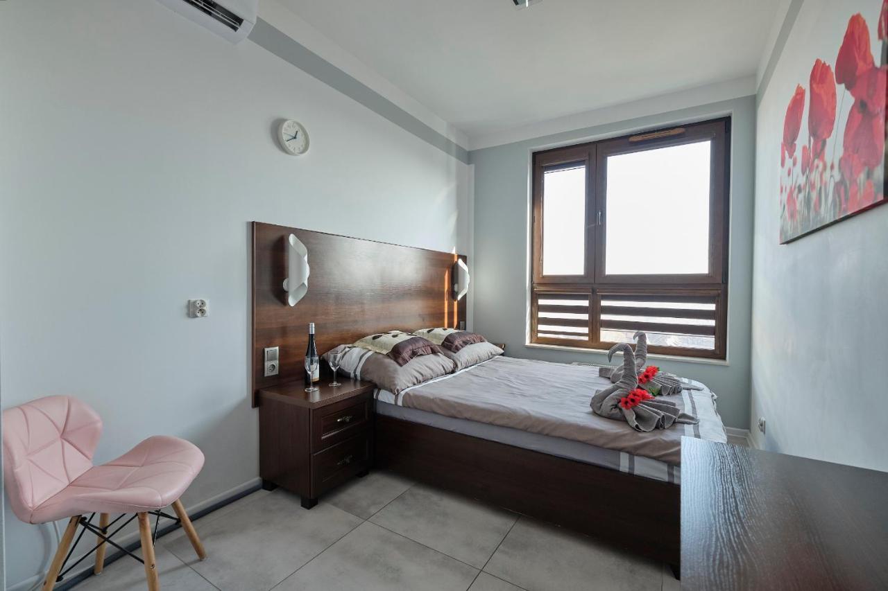Lux Apartment Center Вроцлав Екстер'єр фото