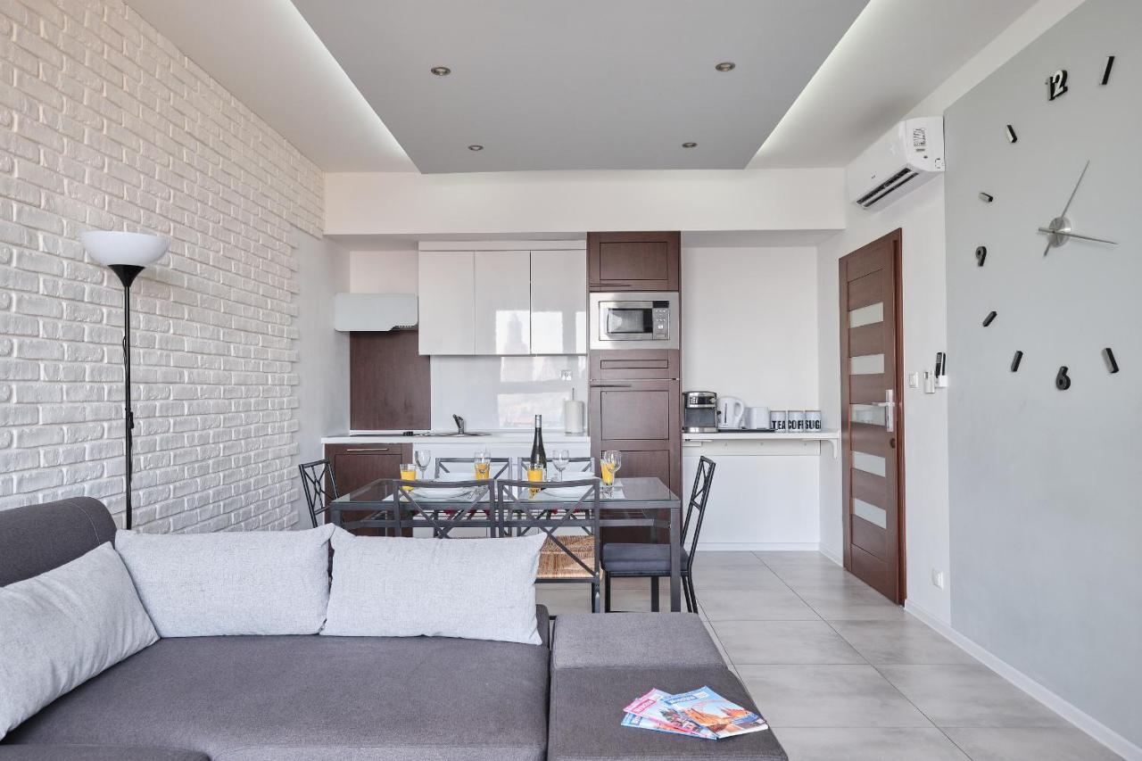 Lux Apartment Center Вроцлав Екстер'єр фото