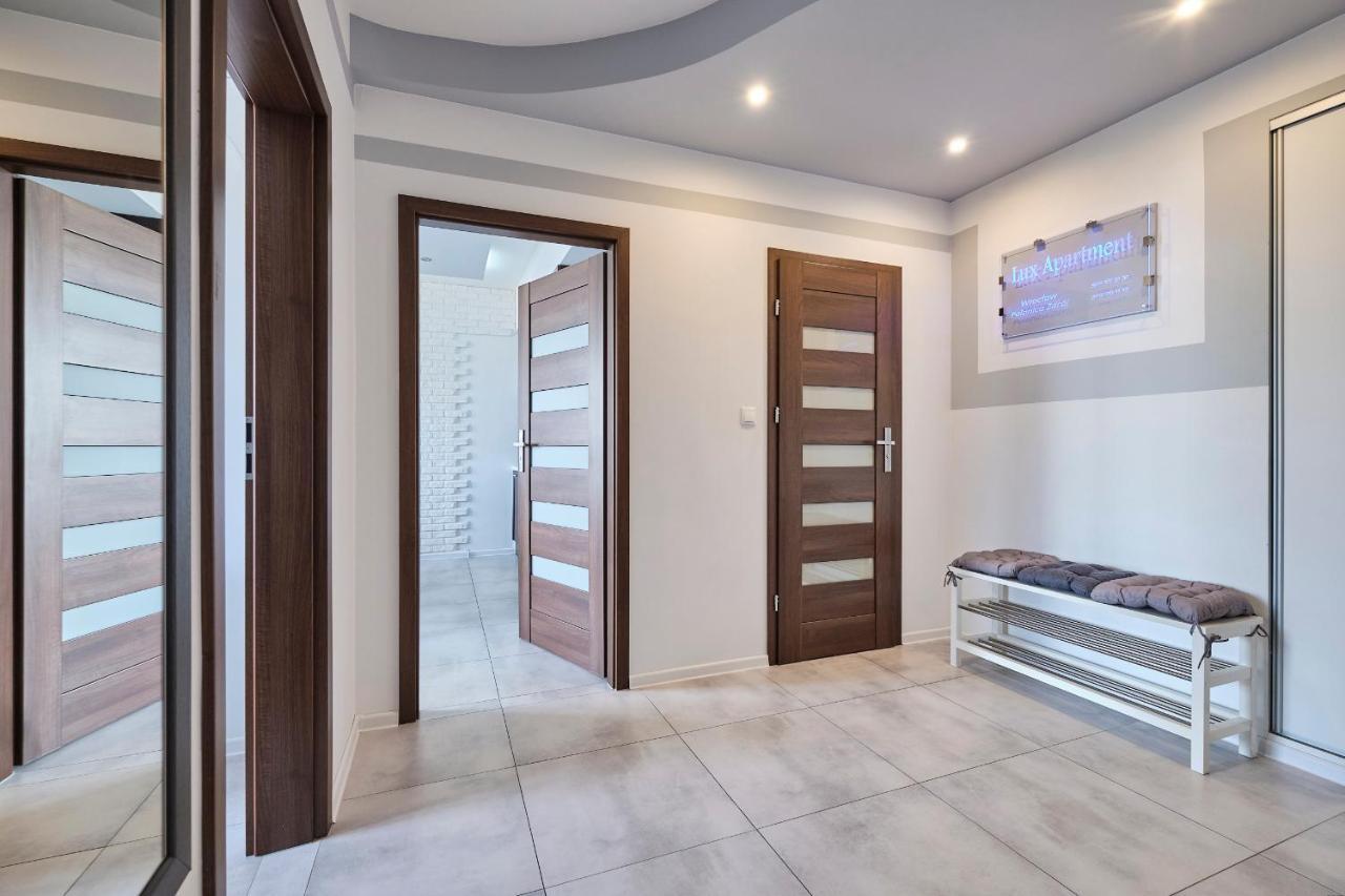 Lux Apartment Center Вроцлав Екстер'єр фото